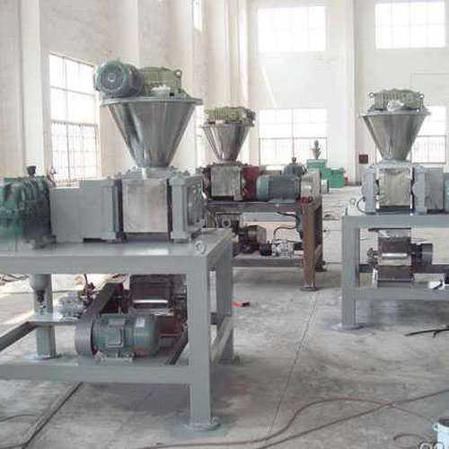 GFZL系列干法輥壓式制粒機(jī)